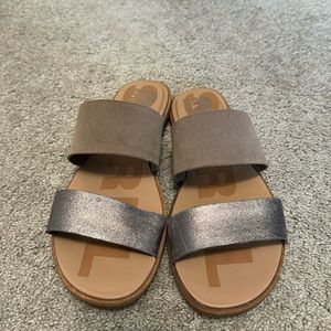 Sorel Ella II Slides